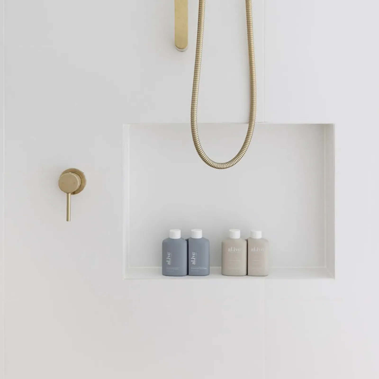 Al.ive Hair & Body Travel Pack