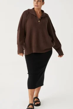 Women ARCAA Margo Button Up Sweater - Chocolate
