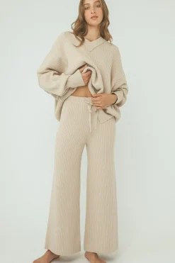 Women ARCAA Vera Knit Pants - Sand