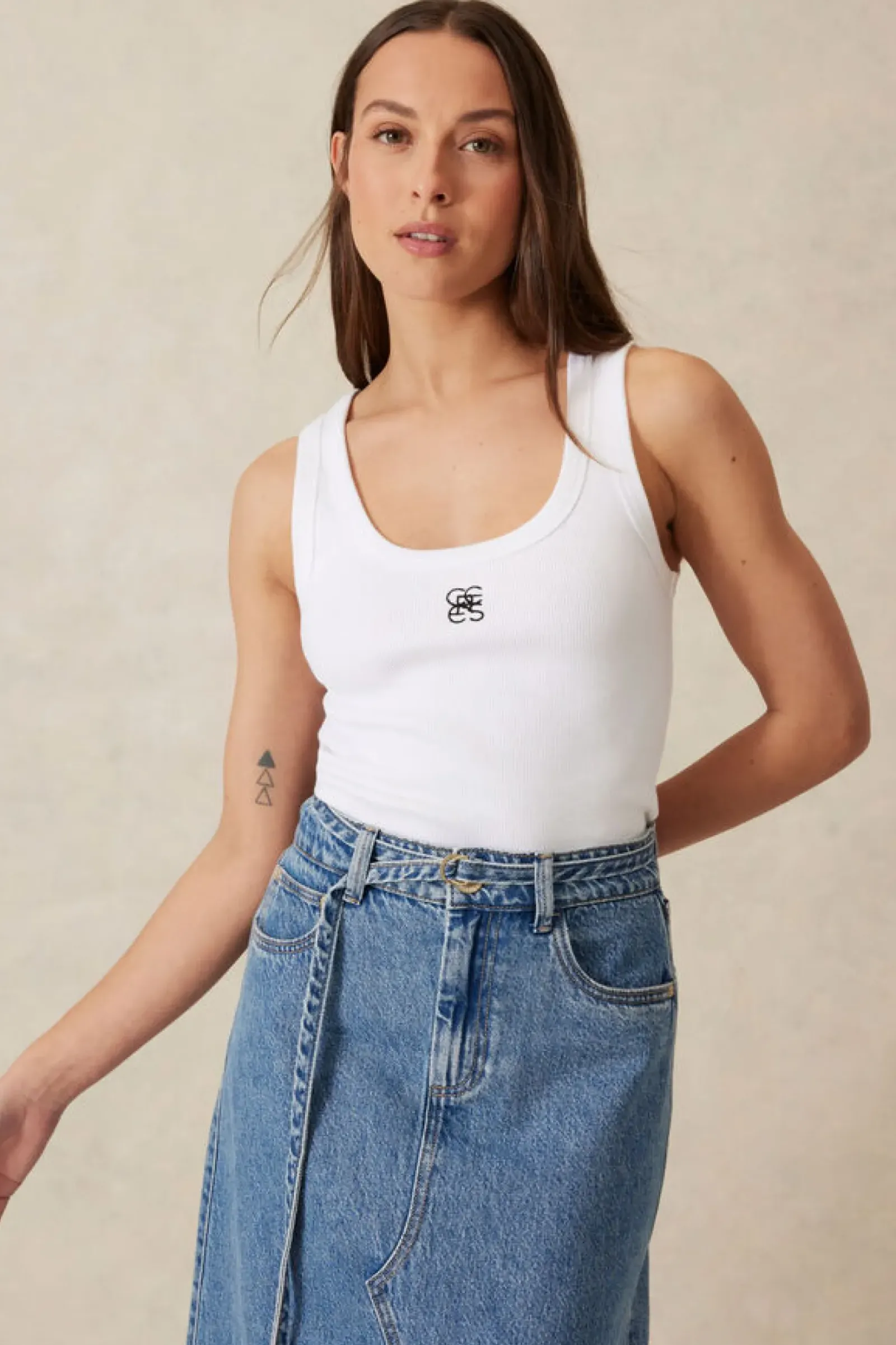 Women Ceres Life Contour Rib Scoop Tank - White/Black Monogram Embroidery