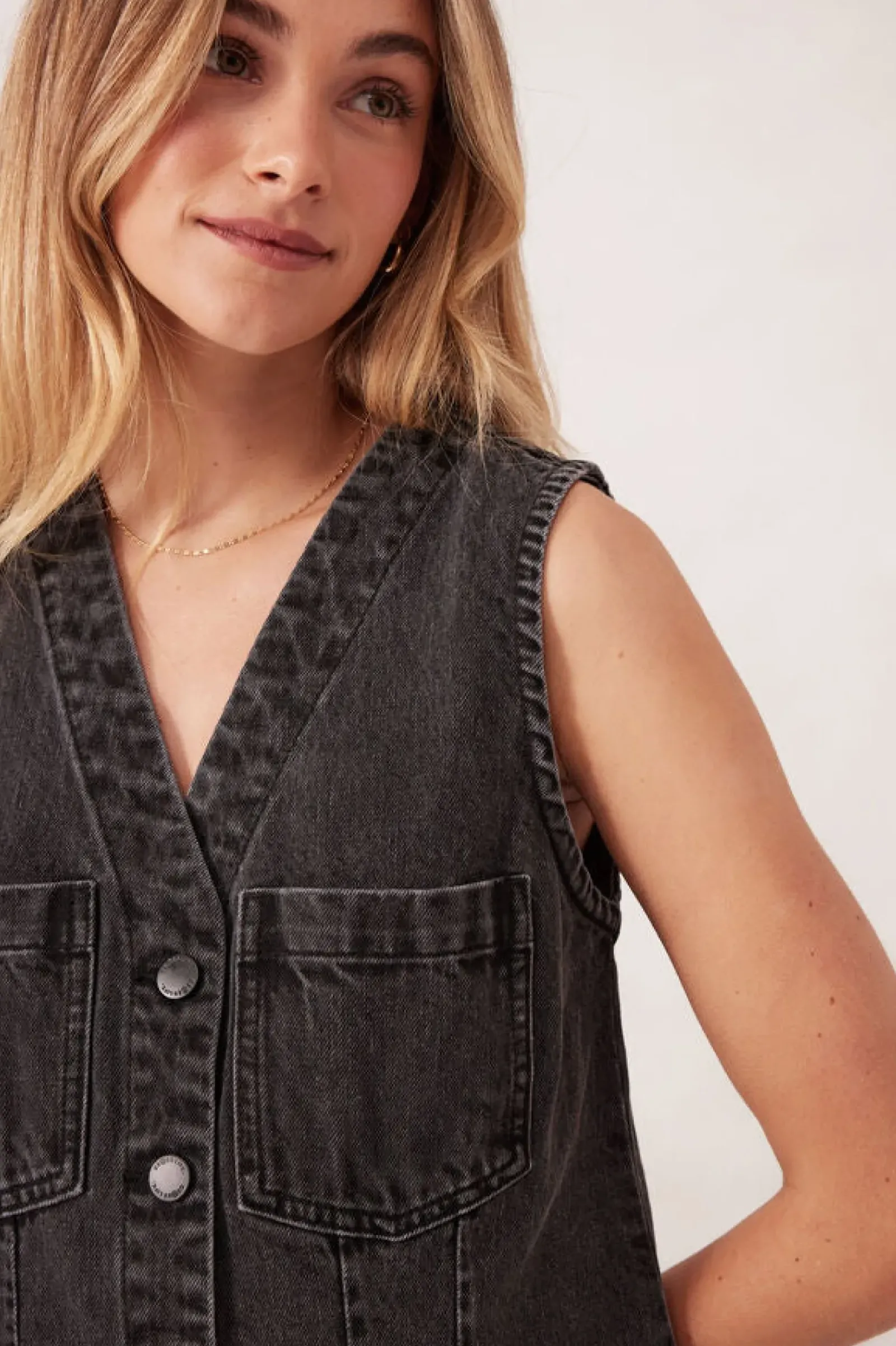 Women Ceres Life Seamed Mini Shift Dress - Vintage Black