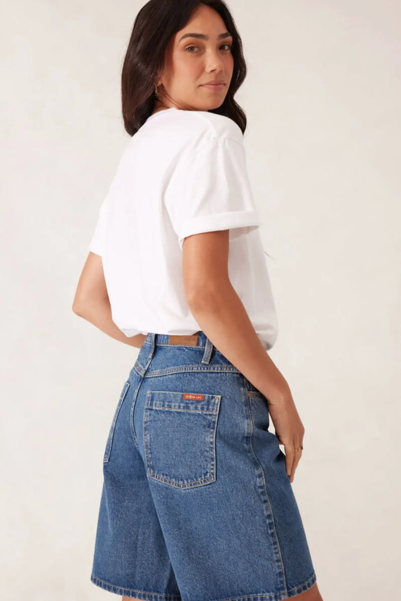 Women Ceres Life Slouchy Split Hem Tee - White/Ceres Varisty Pool Blue