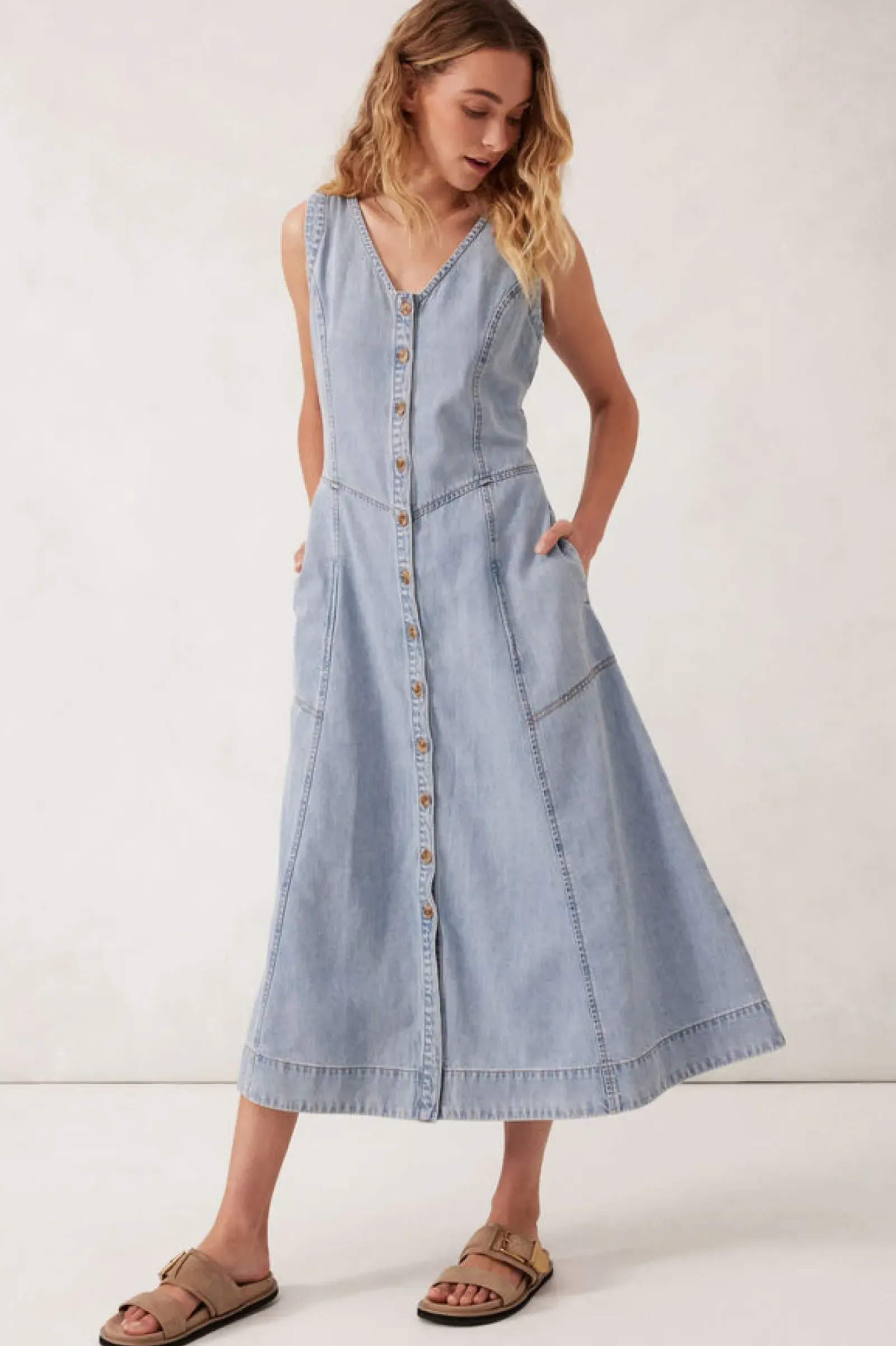 Women Ceres Life V Neck Flared Midi Dress - Worn Blue