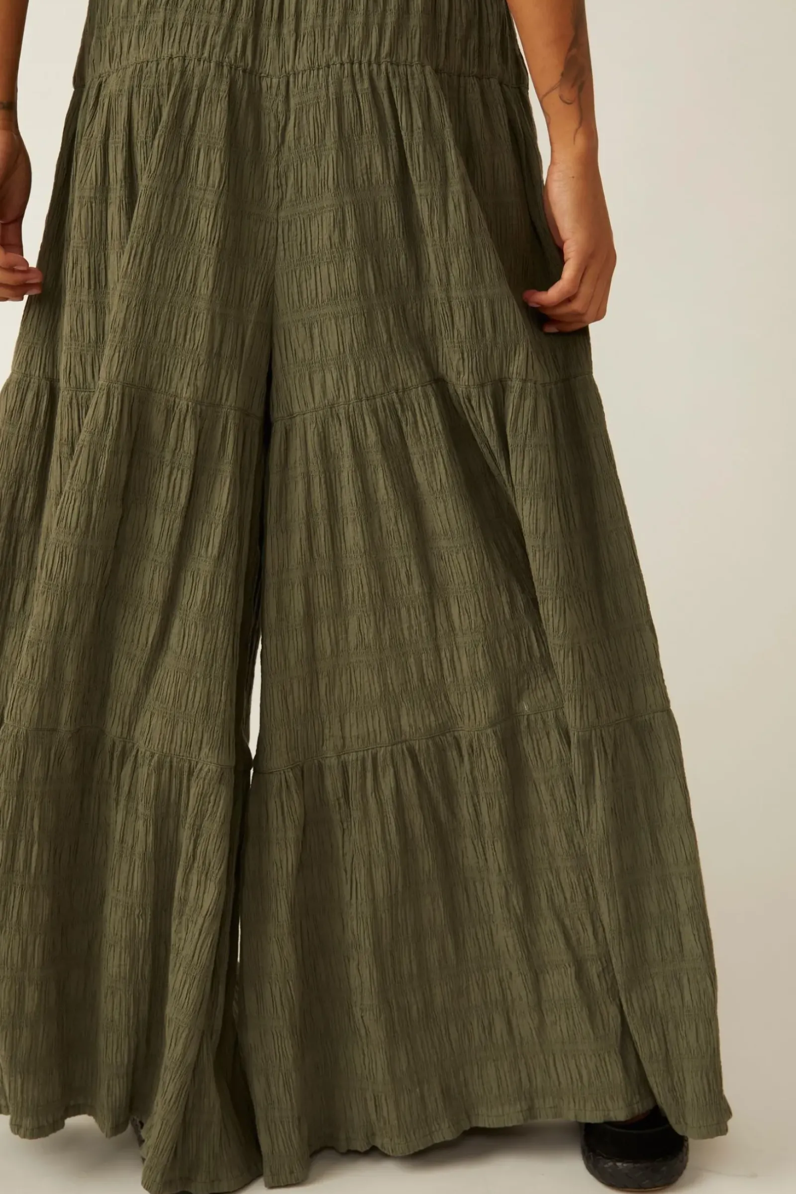 Women Free People In Paradise Wide Leg Pant - Dried Basil