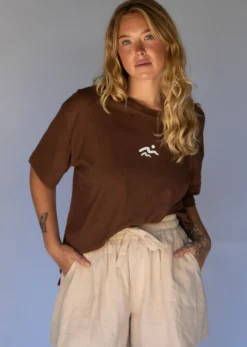 Women Hobo & Hatch Hobo & Hatch Coast Tee - Chocolate