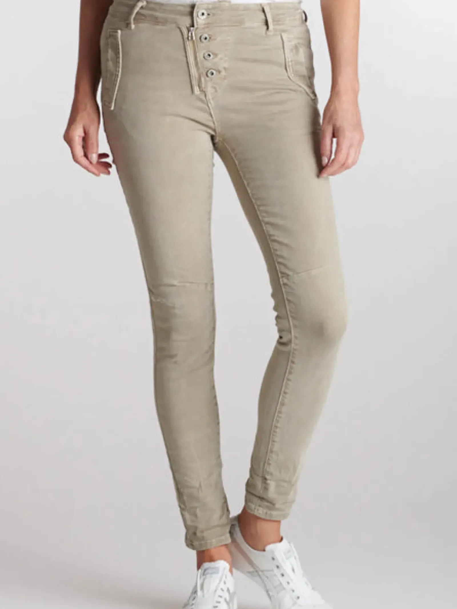 Women Italian Star Button Jean - Beige