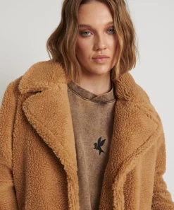 Women One Teaspoon Tan Teddy Coat