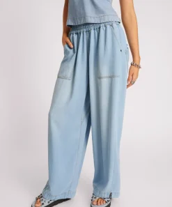 Women One Teaspoon Tencel Parachute Pants - Soft Blue