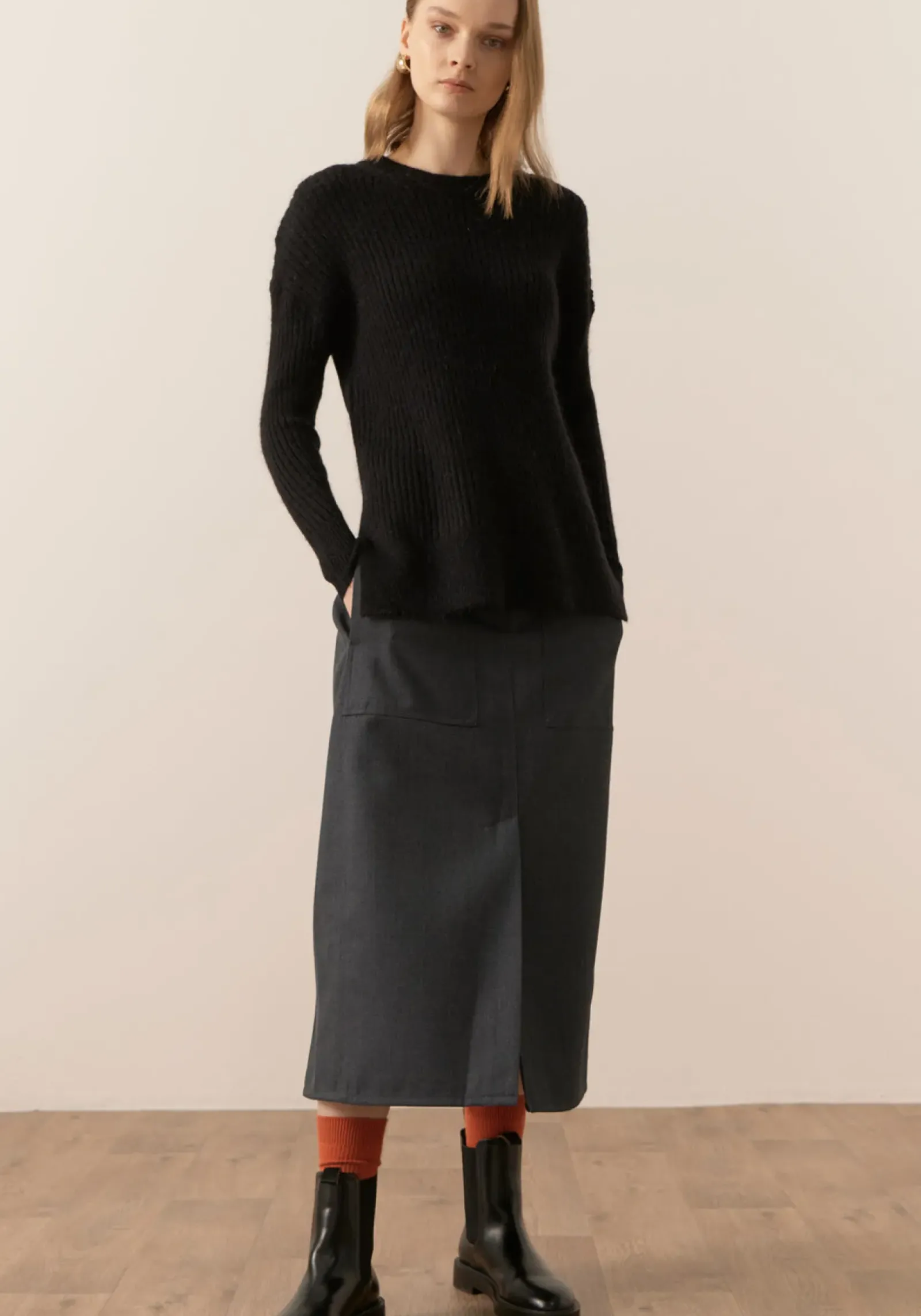 Women Pol Fitch Ribbed Knit - Black