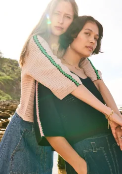 Women Pol Xander Crochet Tee - Pebble/Ink/Green