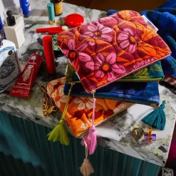 Sage & Clare Sage & Clare Bernanda Velvet Pouch - Peacock