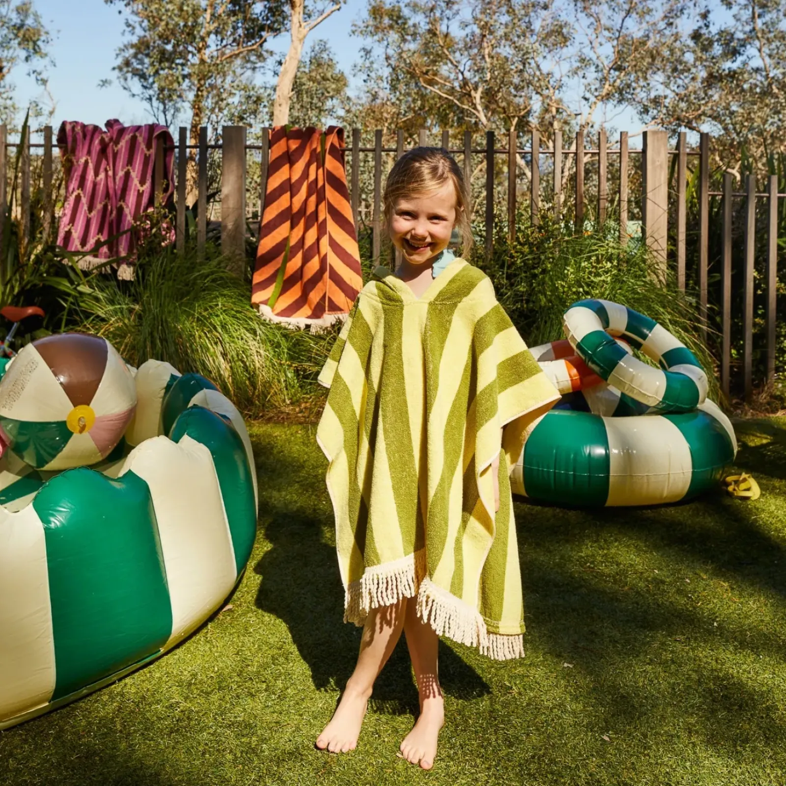 Sage & Clare Sage & Clare Jarita Hooded Towel - Palm