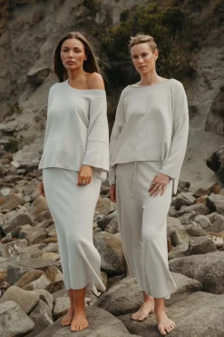 Women Talamaya Retreat Cotton Twist Tee Pullover - Silver & Salt