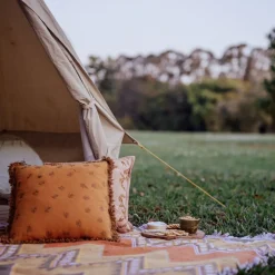 Wandering Folk Woven Throw - Jagger Iris